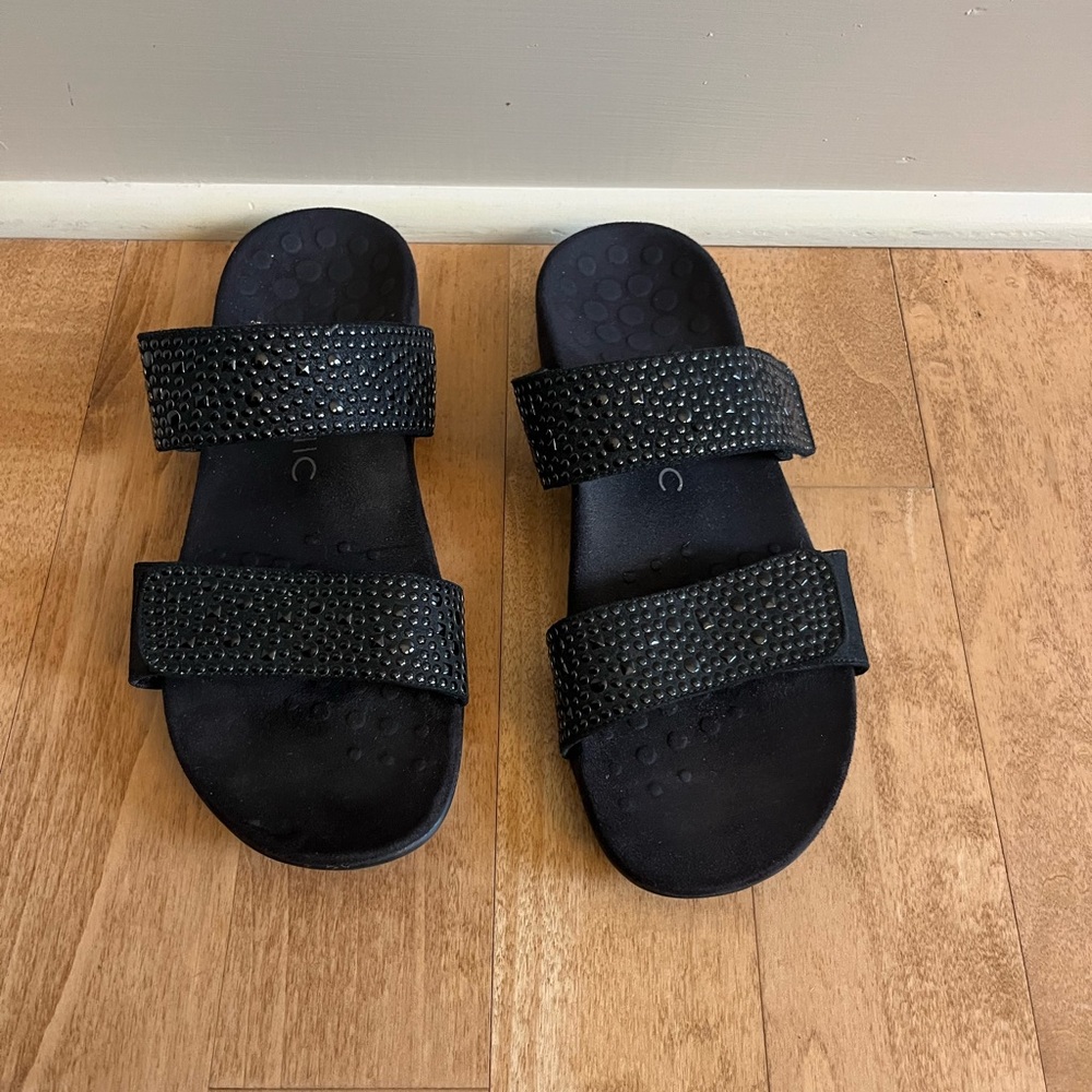 Vionic Samoa Womens Size 8  Black Double Strap Studded Slides Sandals